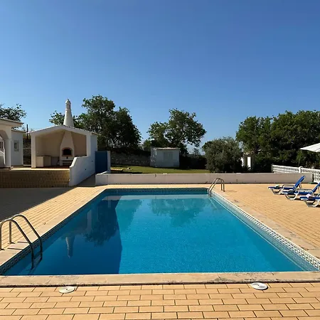 Homes Luxurious Stardust With Swimming Pool & Bbq For Family Fun Βίλα