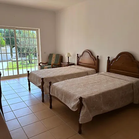 Βίλα Homes Luxurious Stardust With Swimming Pool & Bbq For Family Fun