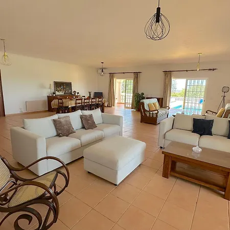 Homes Luxurious Stardust With Swimming Pool & Bbq For Family Fun