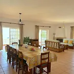 Villa Homes Luxurious Stardust With Swimming Pool & Bbq For Family Fun