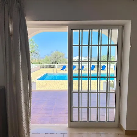 Homes Luxurious Stardust With Swimming Pool & Bbq For Family Fun Almeijoafras